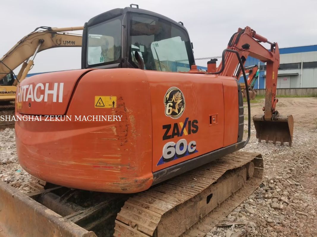 2023 Hitachi ZX60C-6A Kazı makinesi 2785 saat İşlem ağırlığı 5 Seviye 3 / Adım III Emisyon Standartını karşılıyor