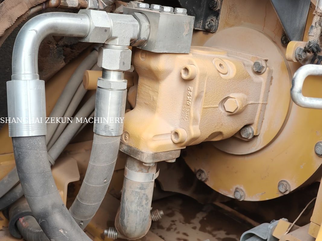 2019 CAT 307E2 Ekskavatör, Zemin Seviyesinde Maksimum Erişim Mesafesi 400 mm ve Yakıt Tankı Kapasitesi 135 L