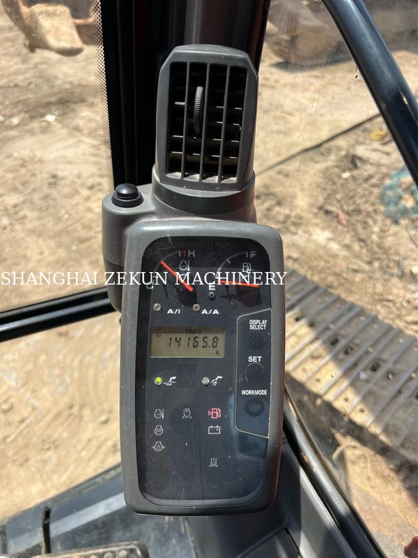 Hitachi ZX120-6 Ekskavatörü İş İhtiyaçları için 14165 saat Yakıt Tankı Kapasitesi 240 L Hidrolik Basınç 34.3 MPa