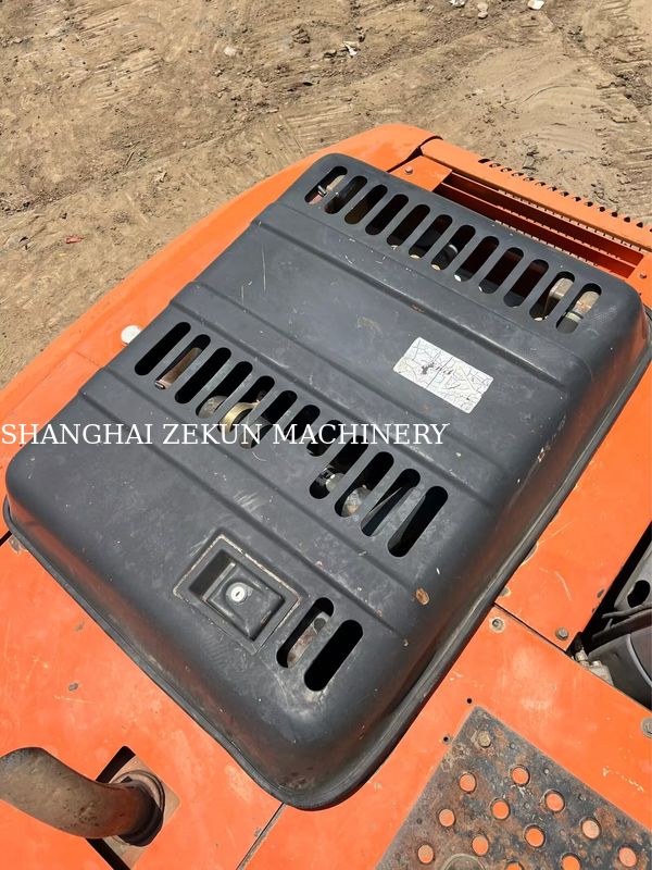 Hitachi ZX120-6 Ekskavatörü İş İhtiyaçları için 14165 saat Yakıt Tankı Kapasitesi 240 L Hidrolik Basınç 34.3 MPa
