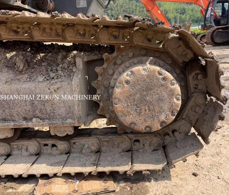 Hitachi ZX200-3G Ekskavatör 11056 saat Seyir Hızı 3,5 / 5,5 km/sa