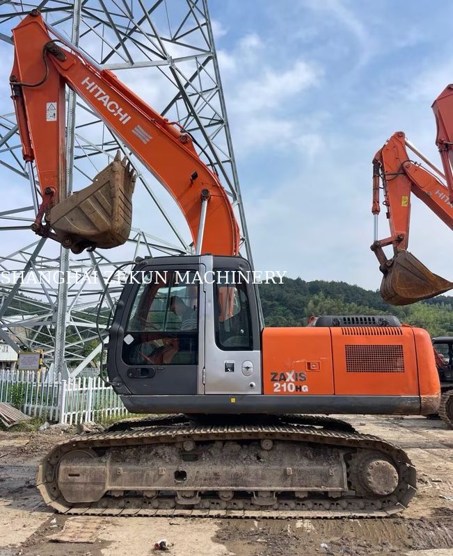 Hitachi ZX200-3G Ekskavatör 11056 saat Seyir Hızı 3,5 / 5,5 km/sa