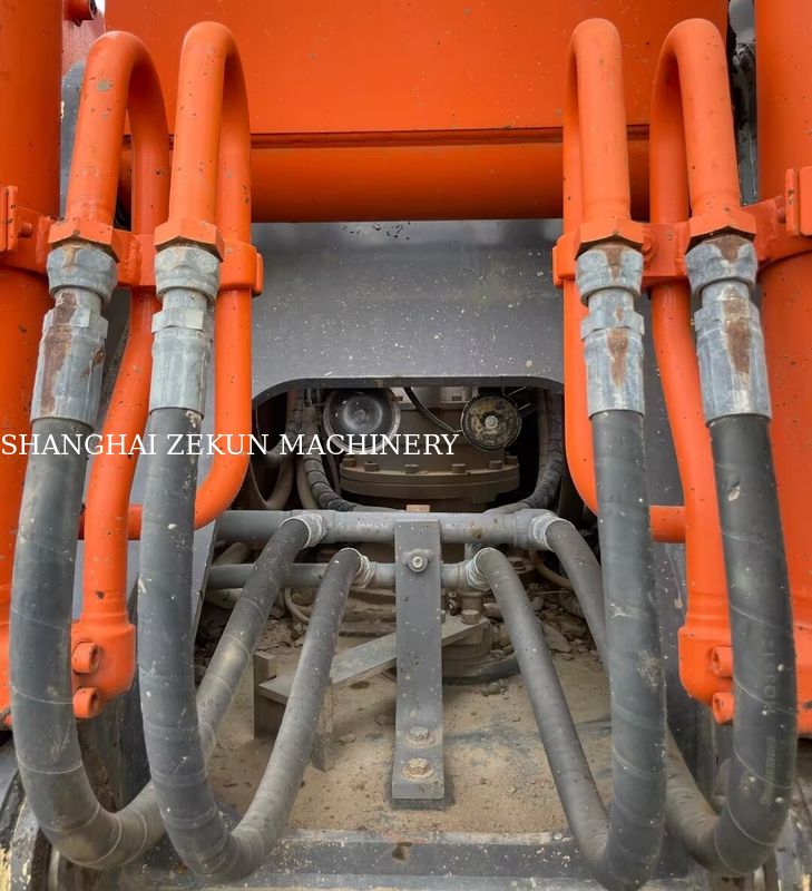 Hitachi ZX200-3G Ekskavatör 10658 saat Kol Uzunluğu 2.94 m Maksimum Kazı Yüksekliği 620 mm