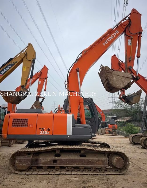 Hitachi ZX200-3G Ekskavatör 10658 saat Kol Uzunluğu 2.94 m Maksimum Kazı Yüksekliği 620 mm