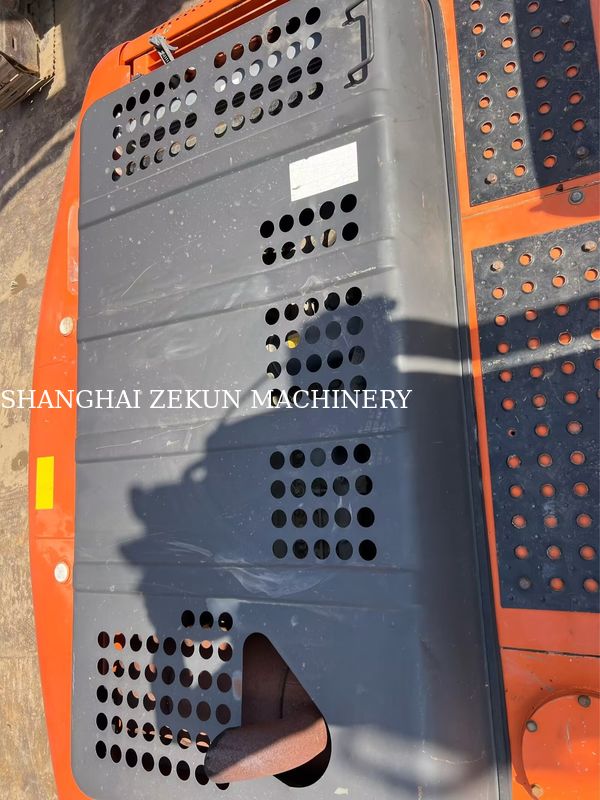 Hitachi ZX200-3G Ekskavatör 12081 saat Seyir Hızı 3.5 / 5.5 Km/sa Kabin Özellikleri Çok İşlevli Ekran