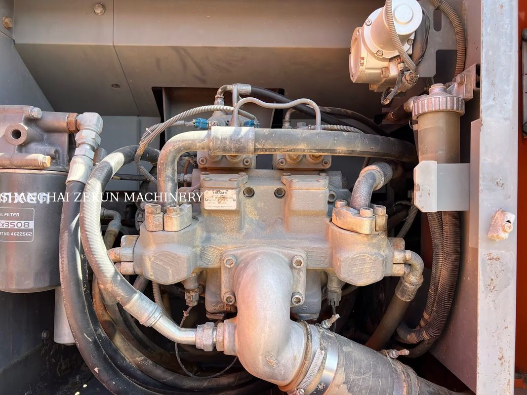 Hitachi ZX200-3G Ekskavatör 12081 saat Seyir Hızı 3.5 / 5.5 Km/sa Kabin Özellikleri Çok İşlevli Ekran
