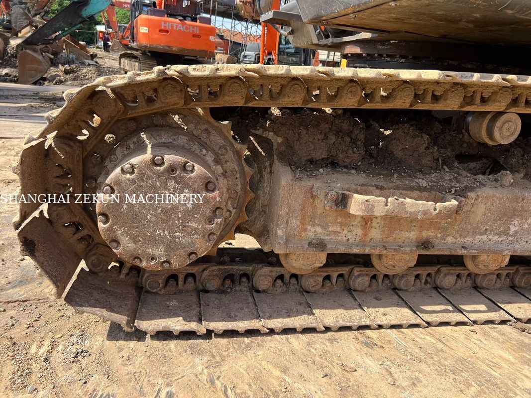 Hitachi ZX200-3G Ekskavatör 12081 saat Seyir Hızı 3.5 / 5.5 Km/sa Kabin Özellikleri Çok İşlevli Ekran