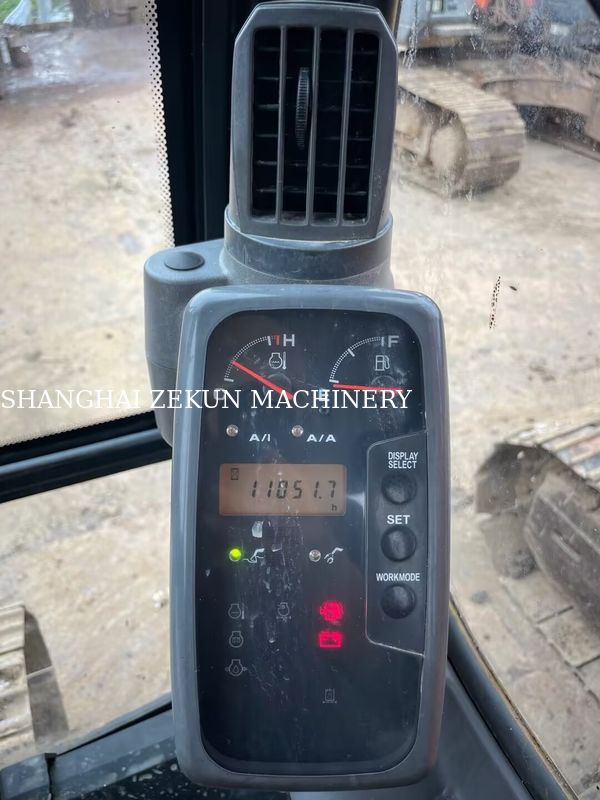 11051 saatlik Hitachi ZX200-3G Ekskavatör, Kepçe Kapasitesi 0,8 – 1,0 M3