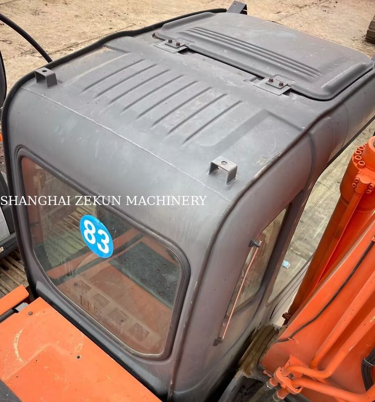 11051 saatlik Hitachi ZX200-3G Ekskavatör, Kepçe Kapasitesi 0,8 – 1,0 M3