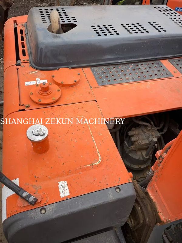11051 saatlik Hitachi ZX200-3G Ekskavatör, Kepçe Kapasitesi 0,8 – 1,0 M3