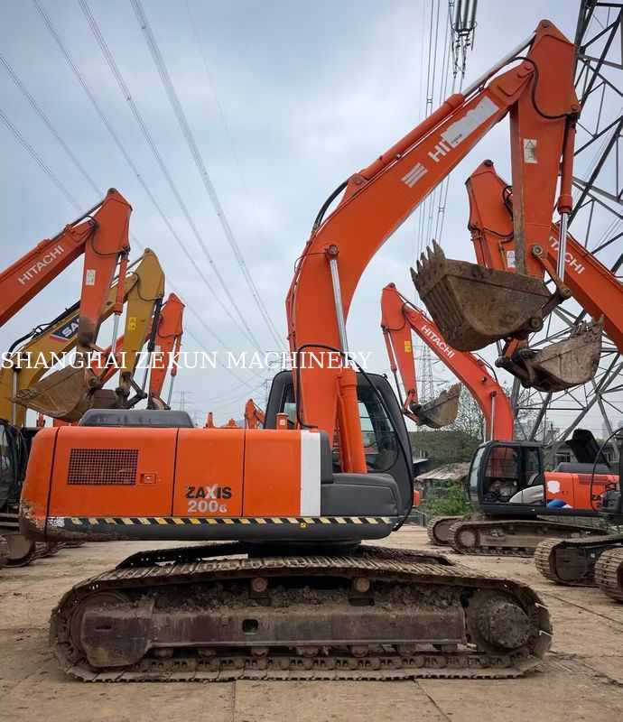 11051 saatlik Hitachi ZX200-3G Ekskavatör, Kepçe Kapasitesi 0,8 – 1,0 M3