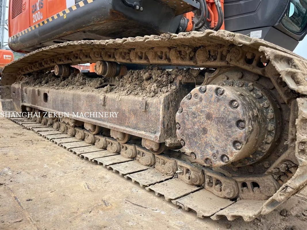 11051 saatlik Hitachi ZX200-3G Ekskavatör, Kepçe Kapasitesi 0,8 – 1,0 M3